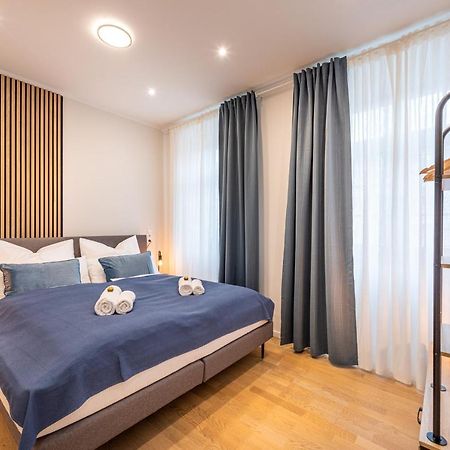 Vivid Luxury Apartment Ludwigsburg - Bluehendes Barock-Forum-Schloss-Modern المظهر الخارجي الصورة