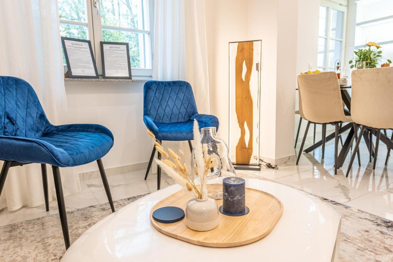 Vivid Luxury Apartment Ludwigsburg - Bluehendes Barock-Forum-Schloss-Modern المظهر الخارجي الصورة